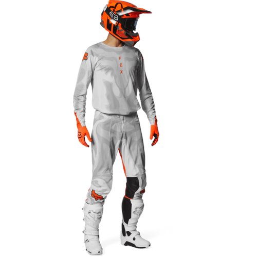 חליפת פוקס איירליין