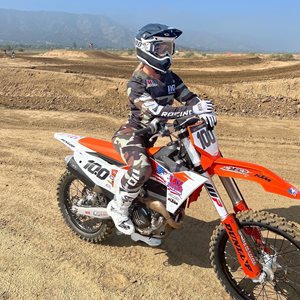 חליפת רכיבה